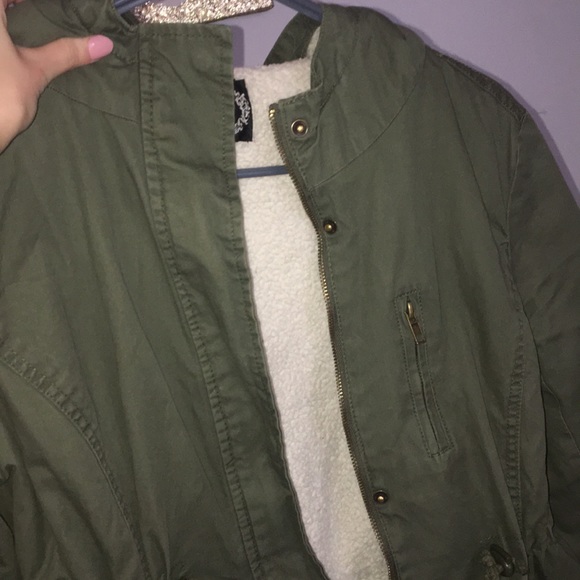 Army jacket - Picture 2 of 4
